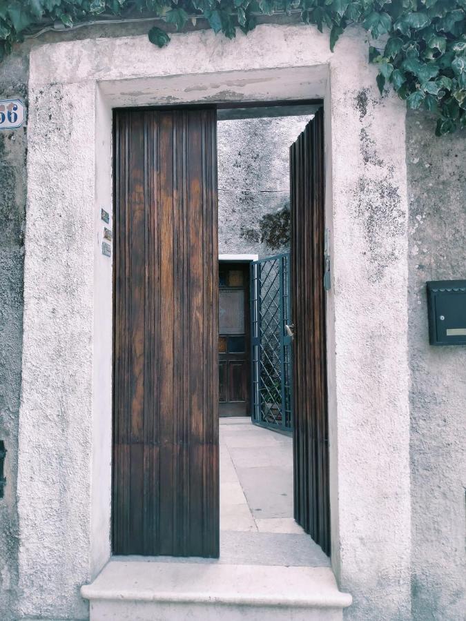 Case Bruno Residenze Tipiche Ериче Екстериор снимка